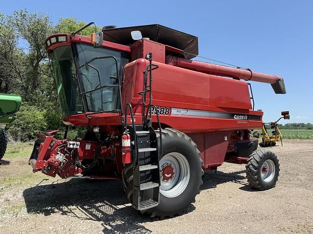 Image of Case IH 2588 equipment image 1
