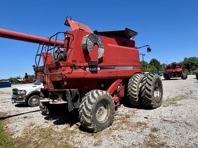 Image of Case IH 2588 equipment image 2