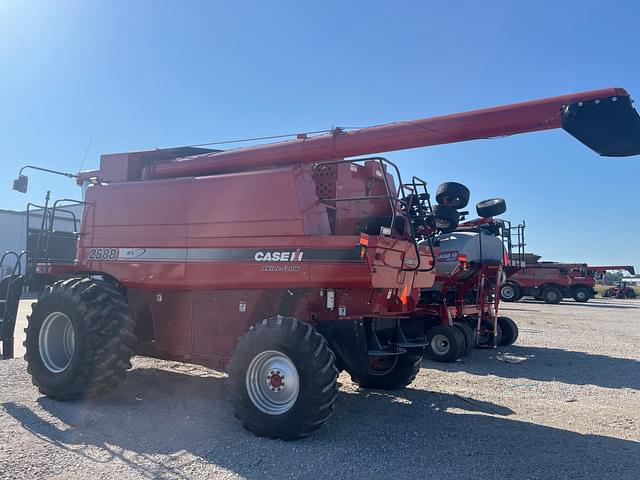 Image of Case IH 2588 equipment image 4