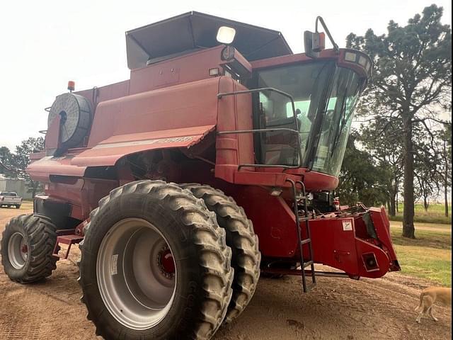 Image of Case IH 2588 equipment image 2