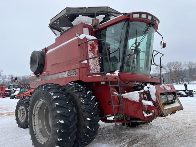 Image of Case IH 2588 equipment image 2