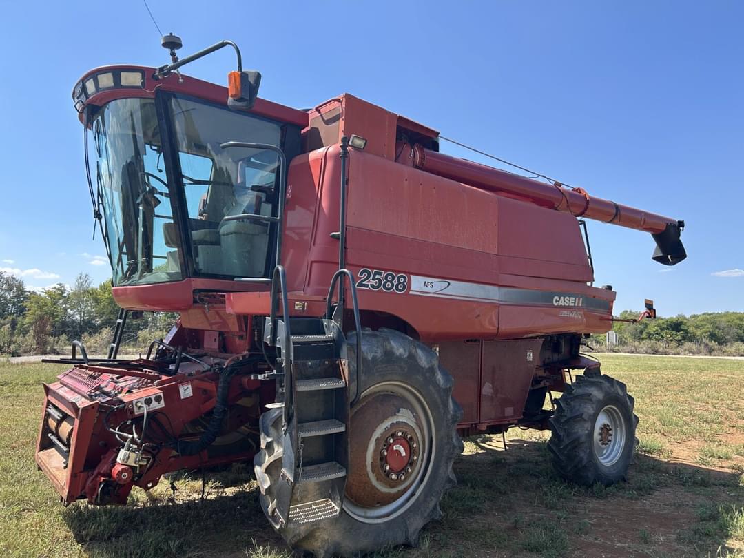 Image of Case IH 2588 Primary image
