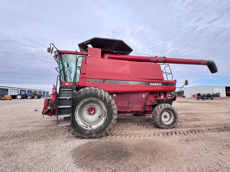 Image of Case IH 2588 Primary image