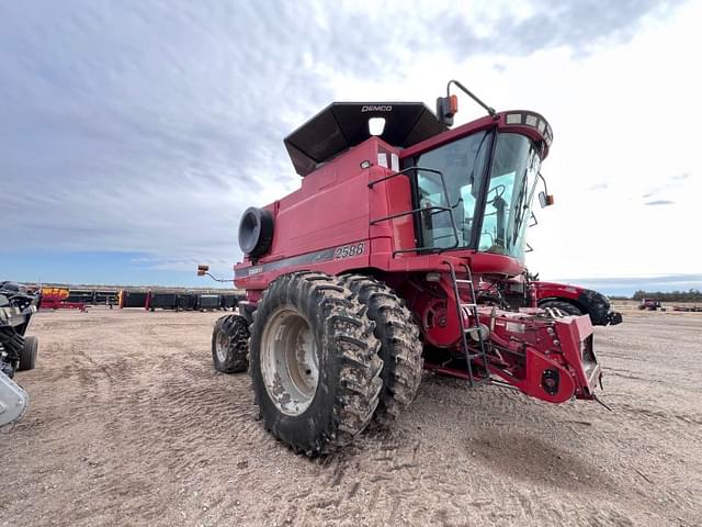 Image of Case IH 2588 equipment image 3