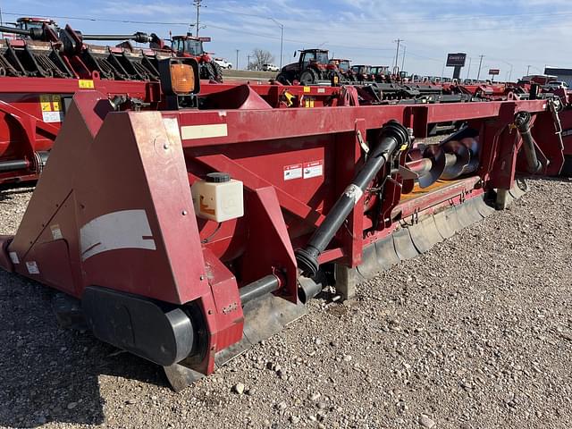 Image of Case IH 2608 equipment image 2