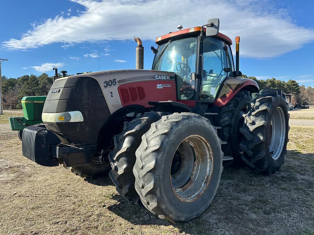 Image of Case IH Magnum 305 Primary image