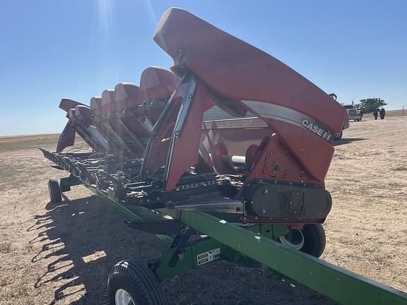 Image of Case IH 3208 equipment image 4