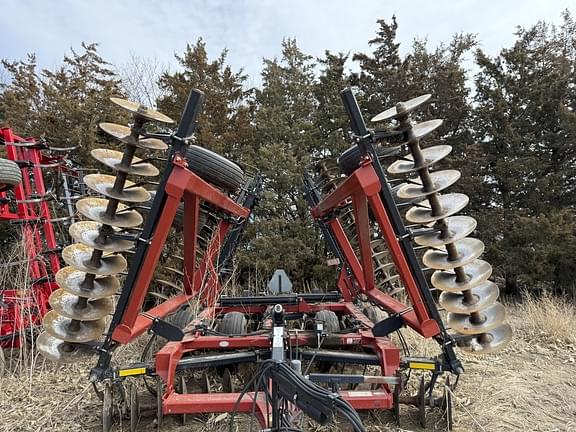 Image of Case IH 340 equipment image 2