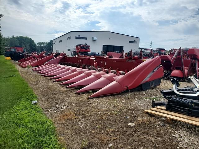 Image of Case IH 3412 equipment image 2