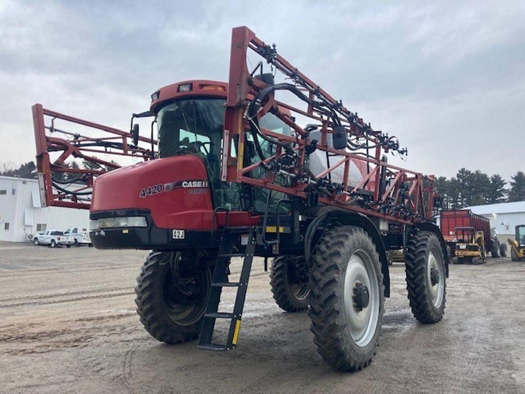 Image of Case IH Patriot 4420 Primary image