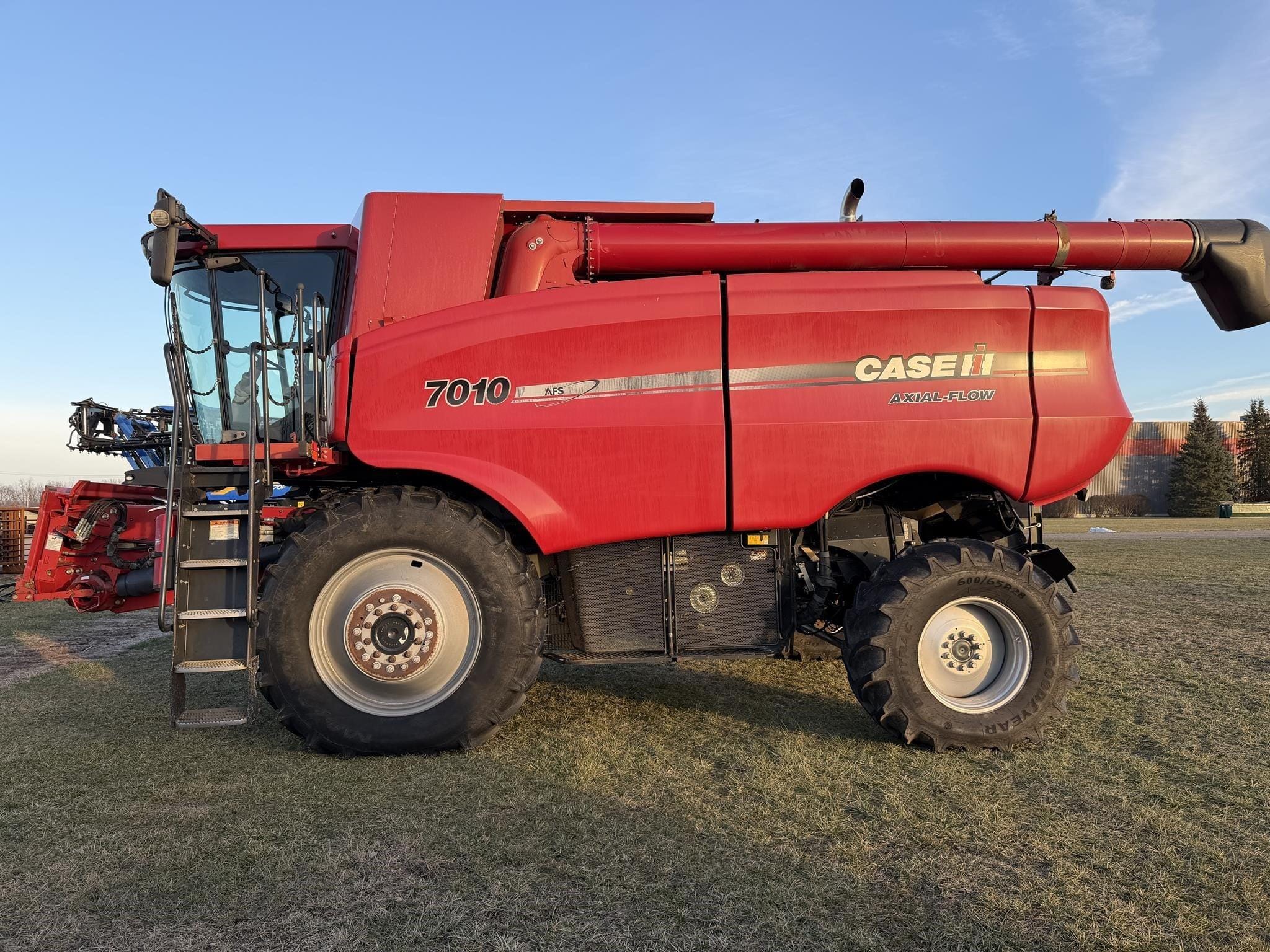 2008 Case IH 7010 Equipment Image0
