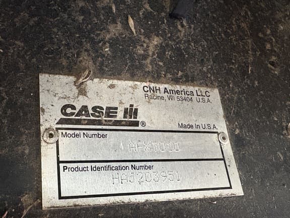 Image of Case IH 7010 equipment image 4