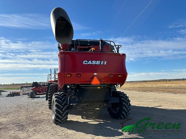 Image of Case IH 7010 equipment image 3