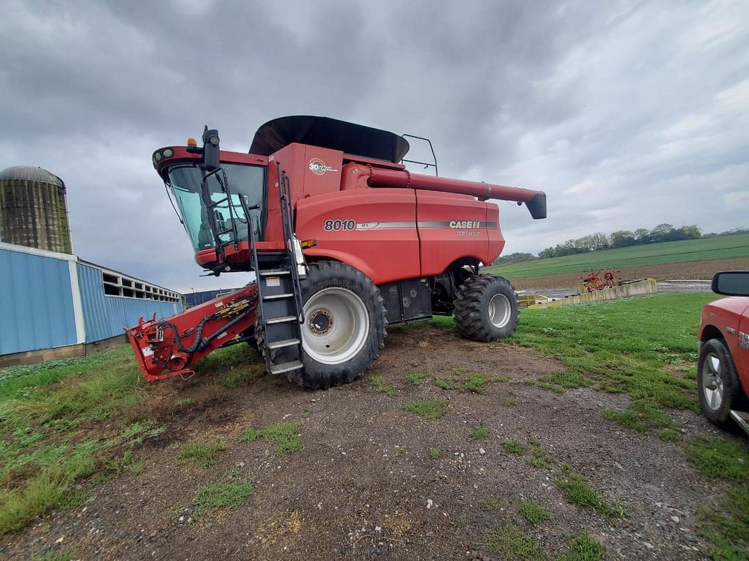 Image of Case IH 8010 Image 1