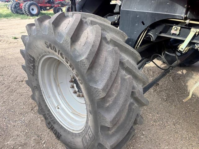 Image of Case IH 8010 equipment image 4