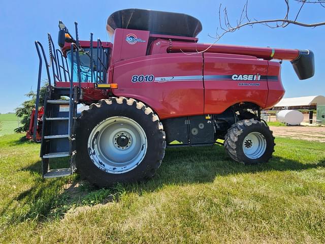 Image of Case IH 8010 equipment image 1