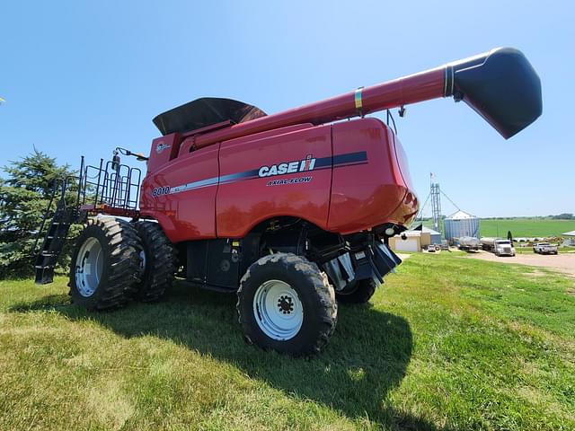 Image of Case IH 8010 equipment image 2