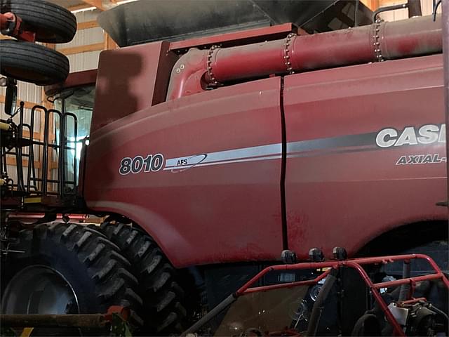 Image of Case IH 8010 equipment image 3