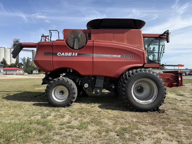 Image of Case IH 8010 equipment image 1