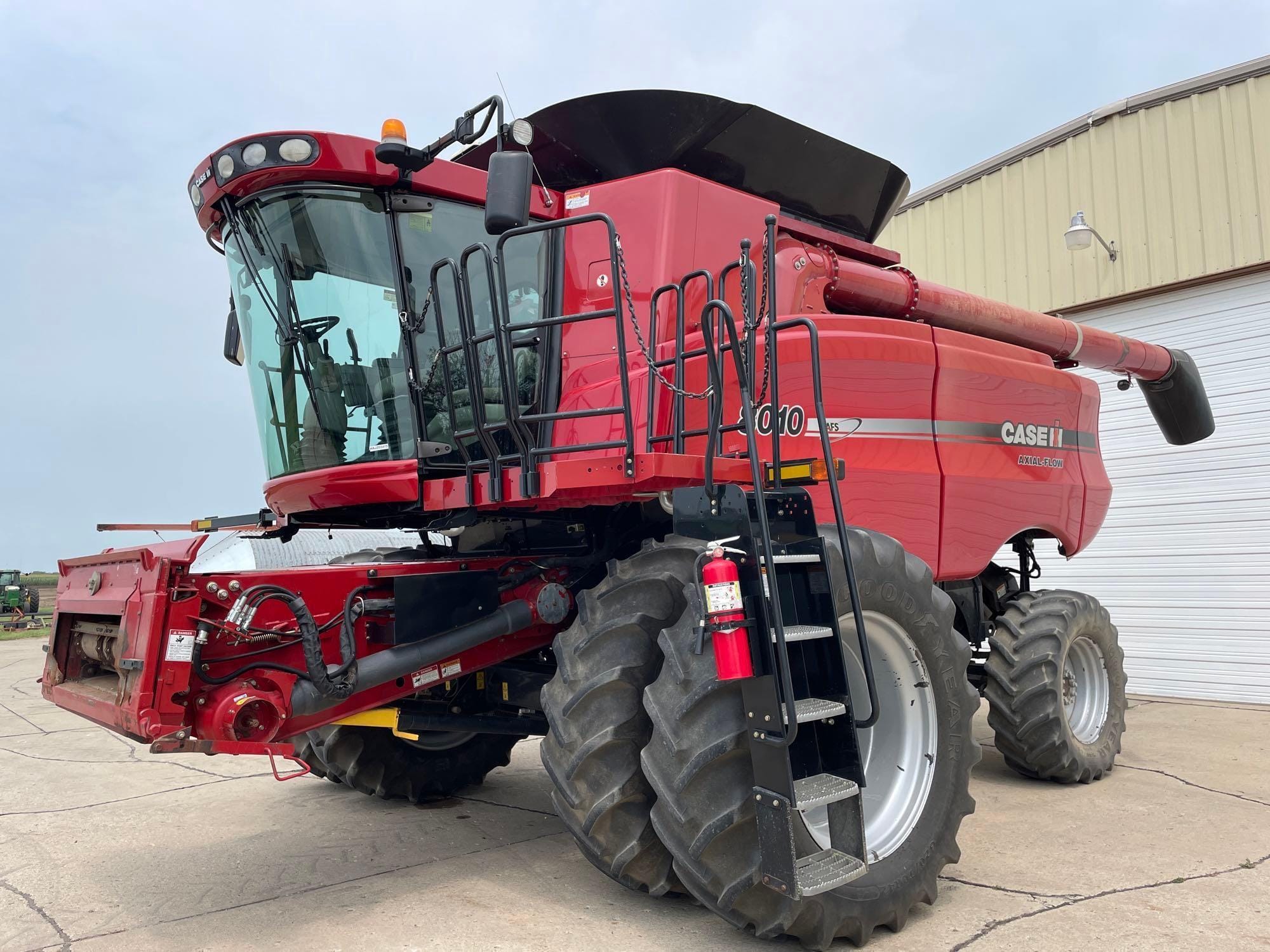 Main image Case IH 8010