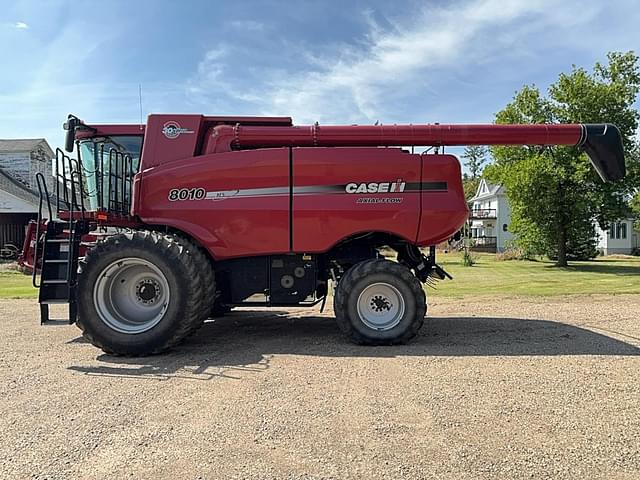 Image of Case IH 8010 equipment image 1