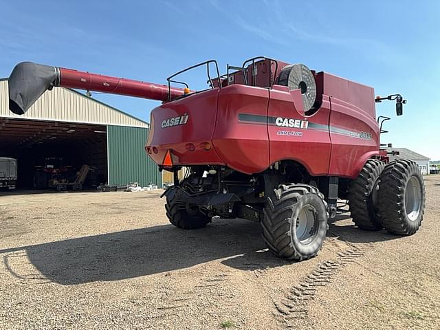 Image of Case IH 8010 equipment image 4
