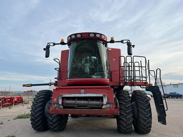 Image of Case IH 8010 equipment image 3