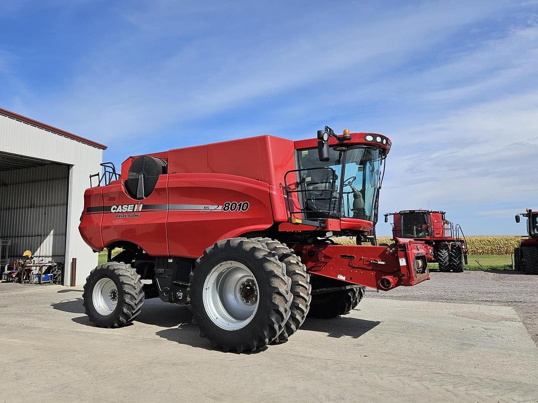 Image of Case IH 8010 Primary image