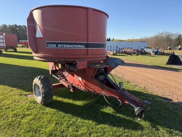 Image of Case IH 8610 equipment image 2