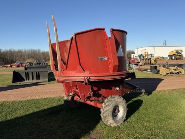 Image of Case IH 8610 equipment image 4