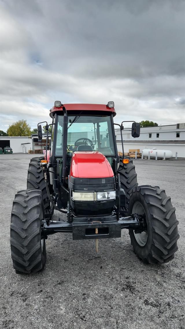 Image of Case IH Farmall 95 equipment image 3