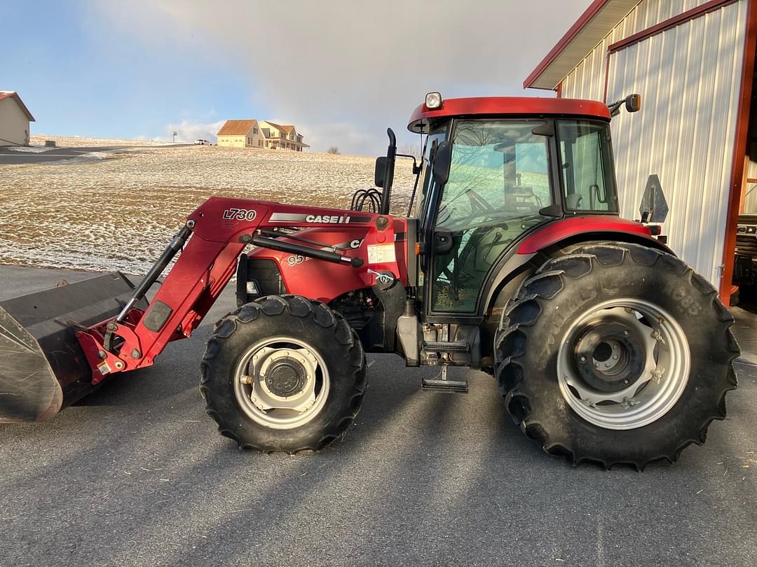 Image of Case IH Farmall 95 Primary image