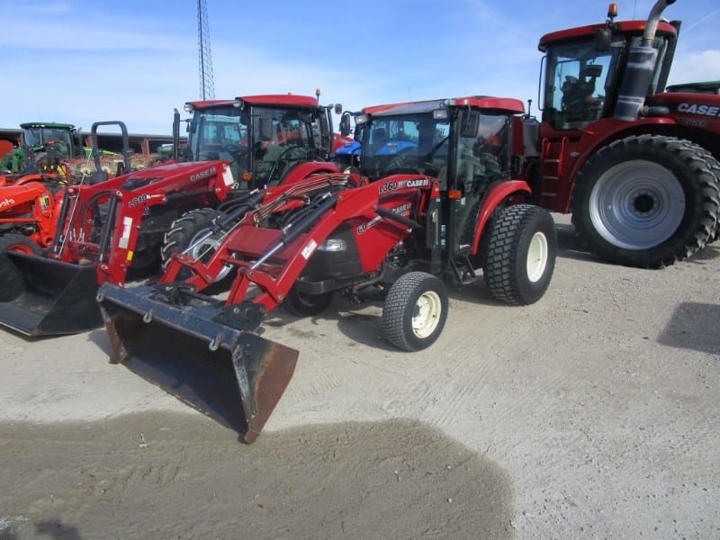 Main image Case IH Farmall 60