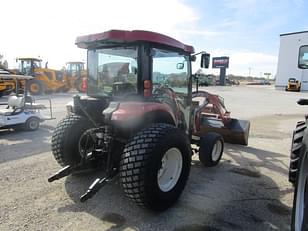 Main image Case IH Farmall 60 5