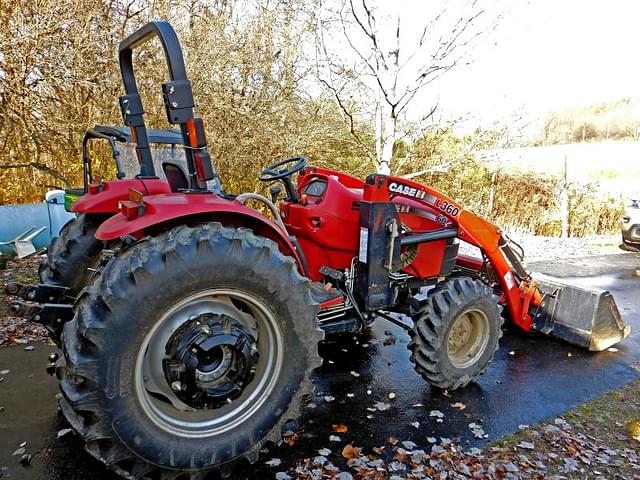 Image of Case IH Farmall 60 equipment image 1