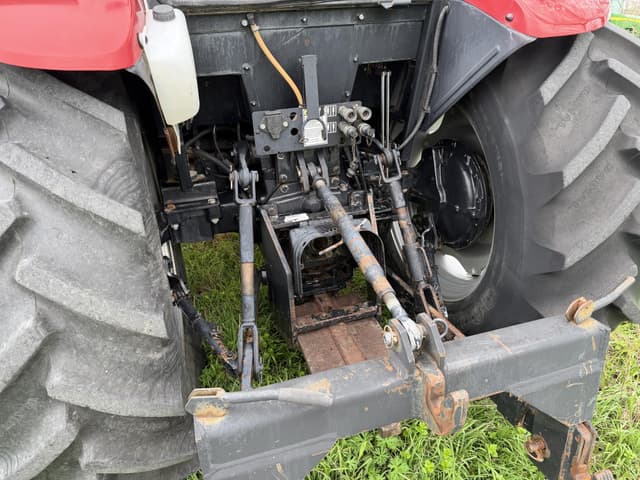 Image of Case IH Farmall 95 equipment image 4