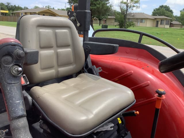 Image of Case IH L720 equipment image 3
