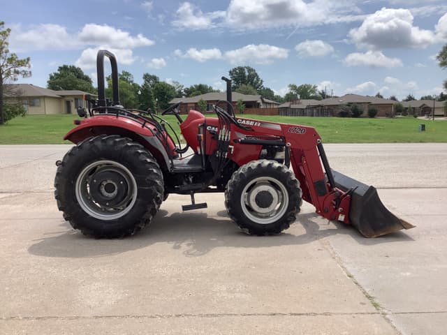 Image of Case IH L720 equipment image 1