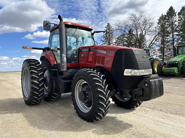 Image of Case IH Magnum 215 equipment image 4