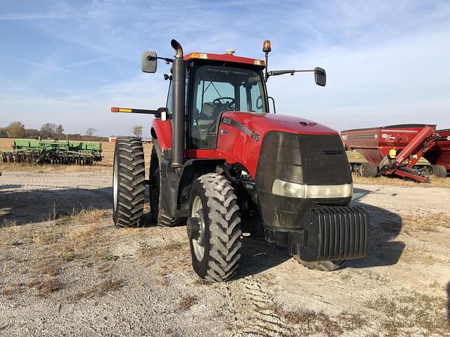 Image of Case IH Magnum 215 equipment image 1