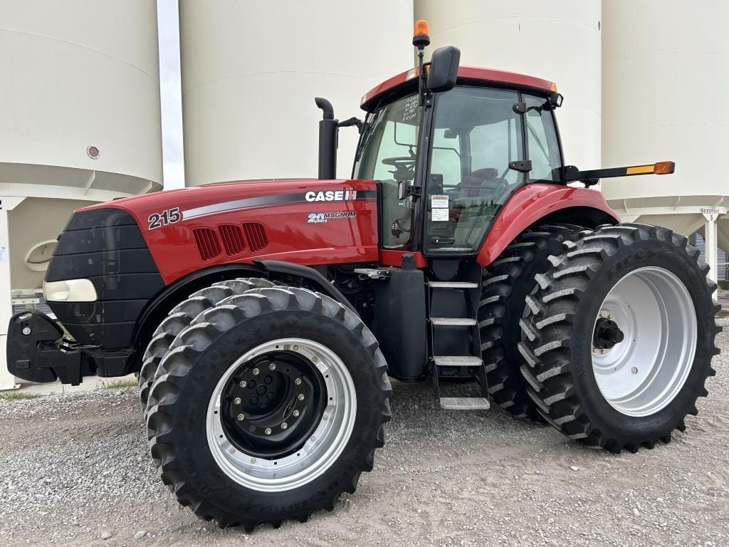 2008 Case IH Magnum 215 Equipment Image0