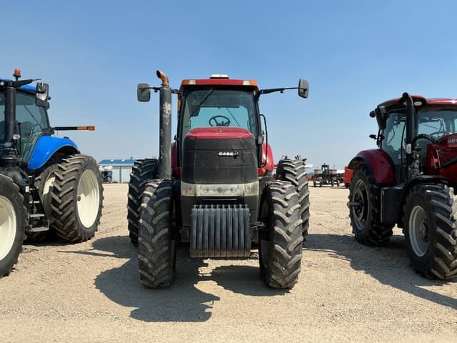 Image of Case IH Magnum 215 equipment image 1
