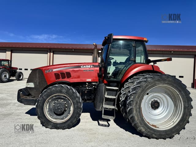 Image of Case IH Magnum 245 equipment image 1