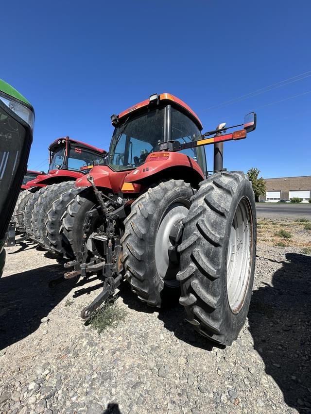 Image of Case IH Magnum 245 equipment image 4