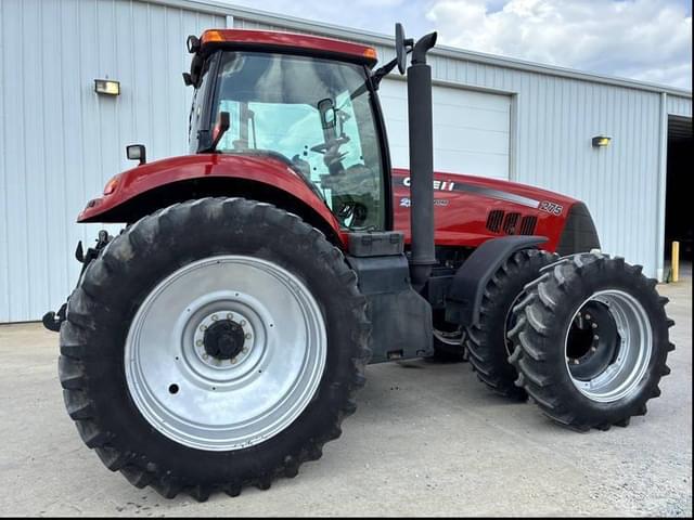 Image of Case IH Magnum 275 equipment image 3