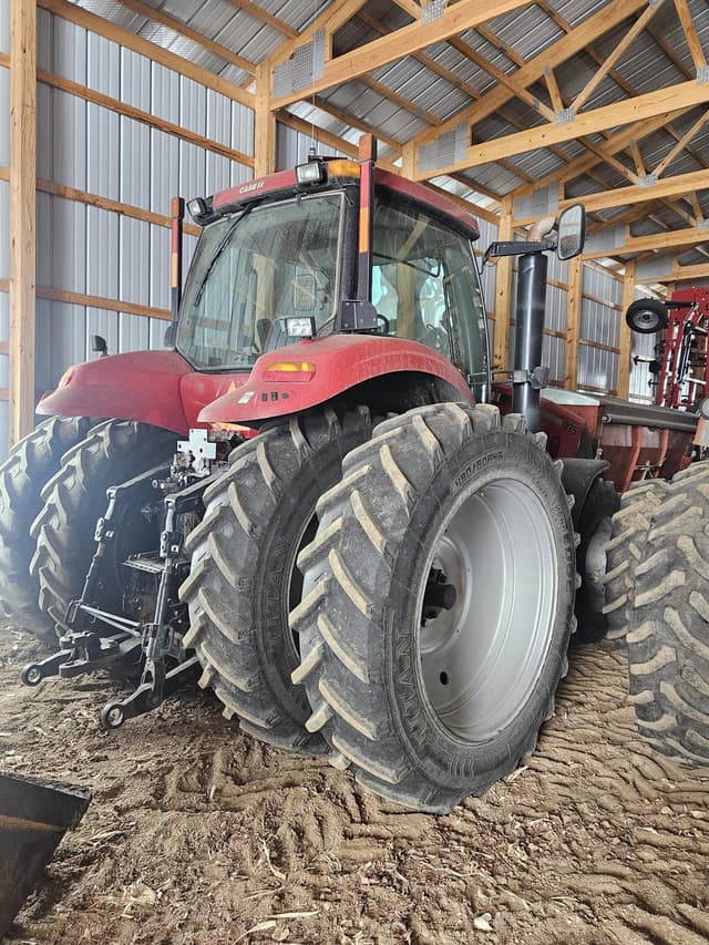Image of Case IH Magnum 275 equipment image 4
