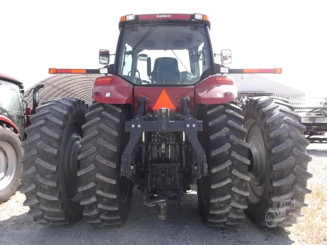 Image of Case IH Magnum 275 equipment image 4