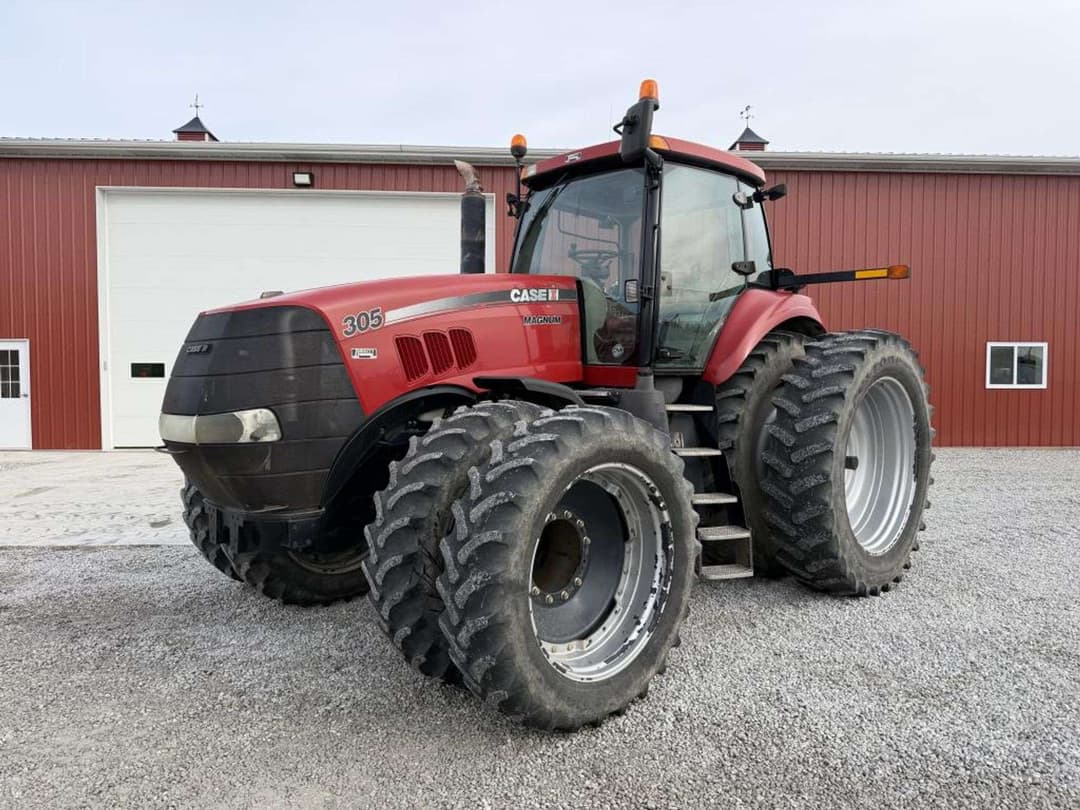 Image of Case IH Magnum 305 Primary image