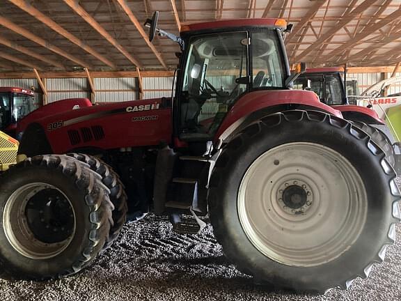 Image of Case IH Magnum 305 equipment image 1