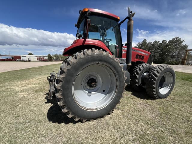 Image of Case IH Magnum 305 equipment image 3